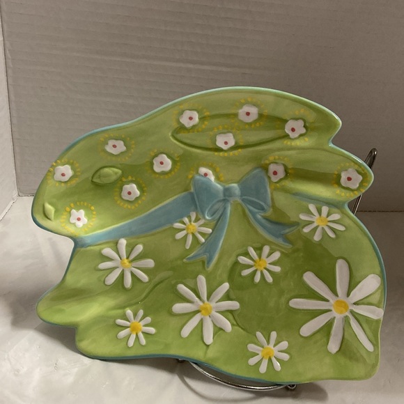 Pier 1 Easter Bunny Rabbit Hand Painted Dolomite Cookie Treats Plate Daisies - Picture 5 of 7